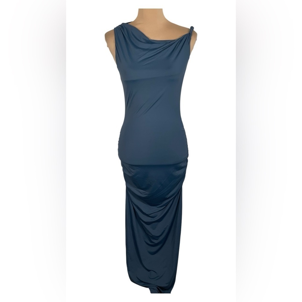 RUNAWAY THE LABEL ~ Melrose Girl Maxi Dress NWT Medium - Picture 3 of 12